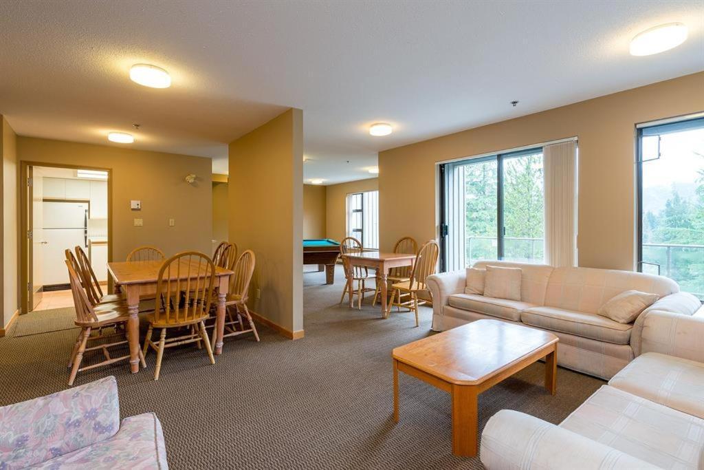 Greyhawk By Outpost Whistler Exterior foto