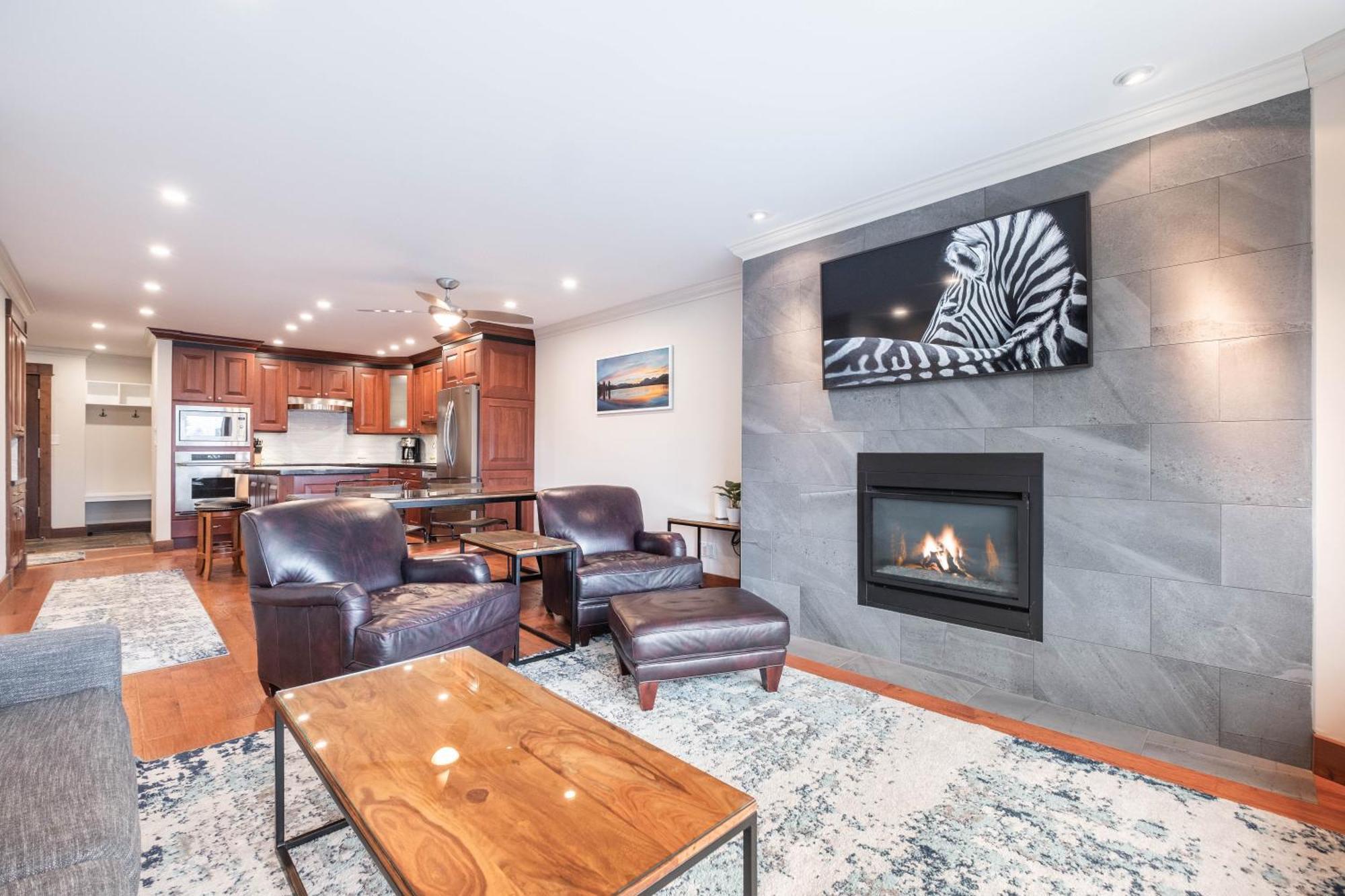 Greyhawk By Outpost Whistler Exterior foto