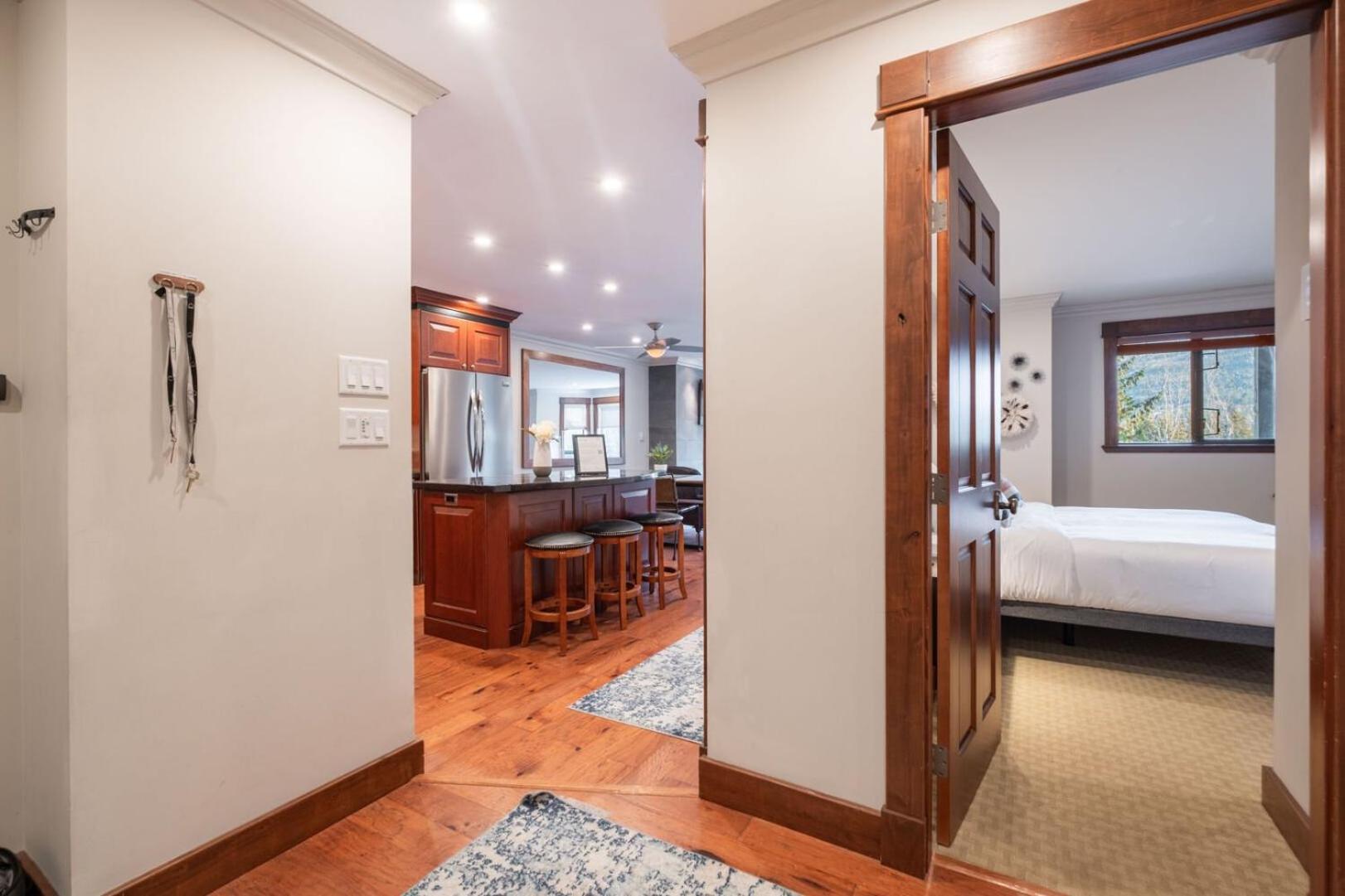 Greyhawk By Outpost Whistler Exterior foto